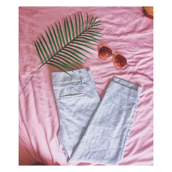 LOFT Light grey linen pants. - Picture 2 of 3